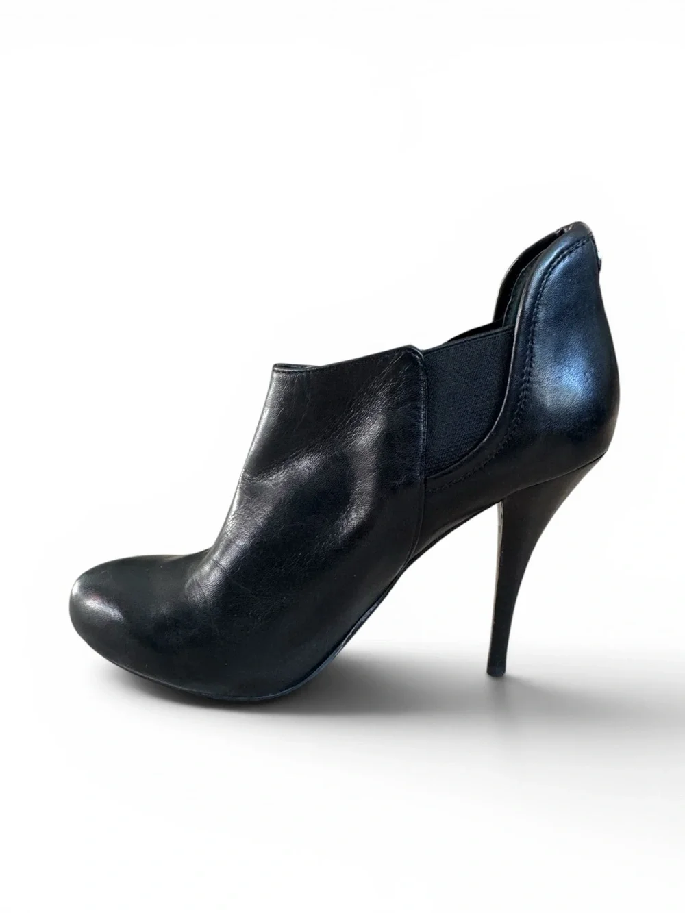 GUESS Leather Stiletto Ankle Booties Black Chelsea Heels Size 6